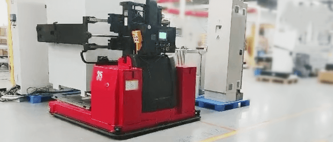 北京网安在线机器人公司新能源无人叉车案例图